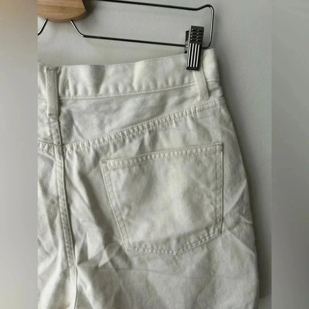 Uniqlo White Denim Shorts High Rise Women 30 Minimal Summer Capsule Classic - Picture 7 of 9